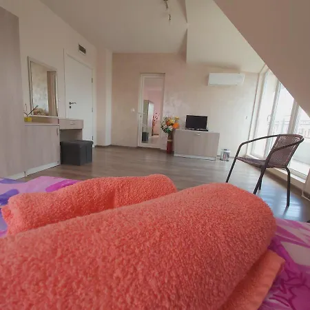 Bogdanovi Guest House 3* Tjernomorets